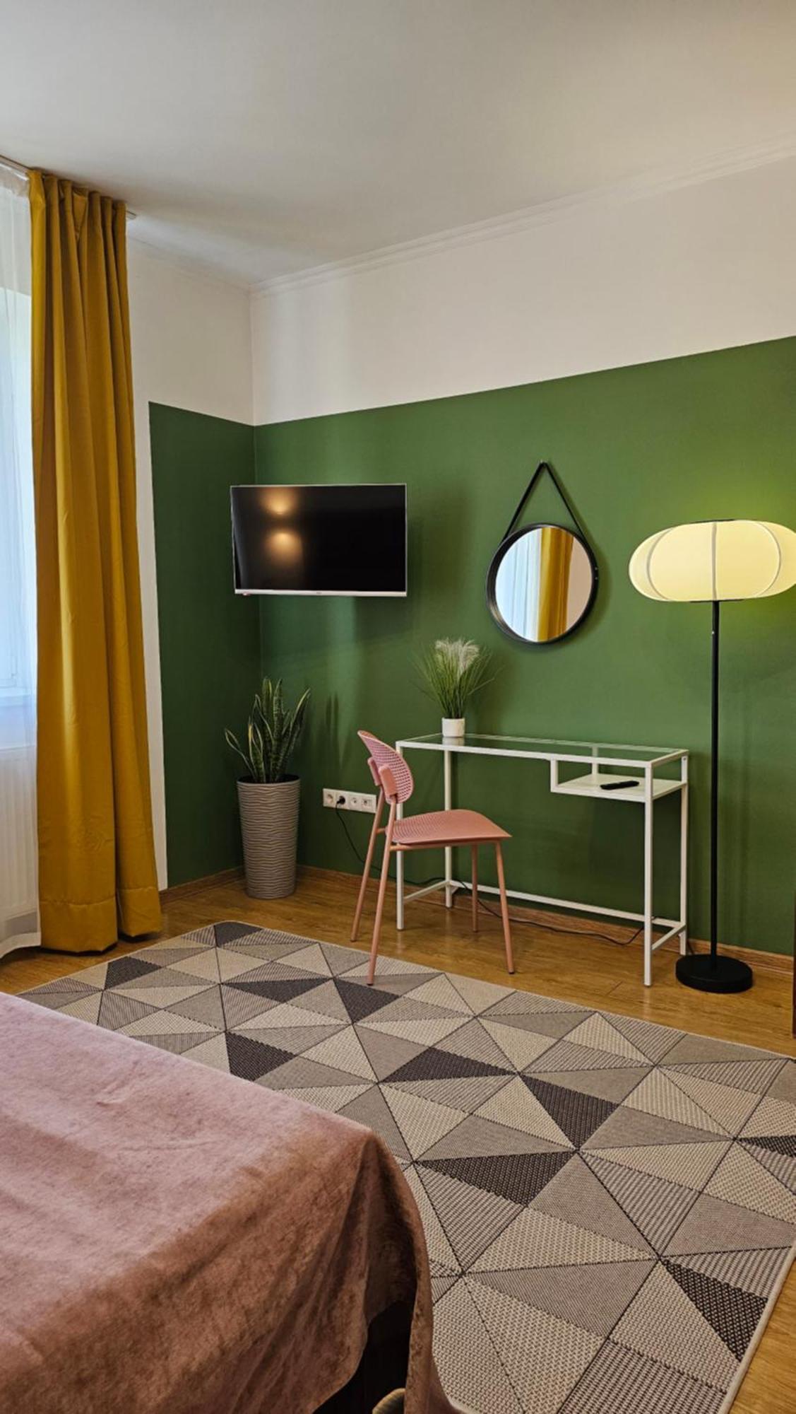 Best One Room Apartments Mukacheve Exterior photo