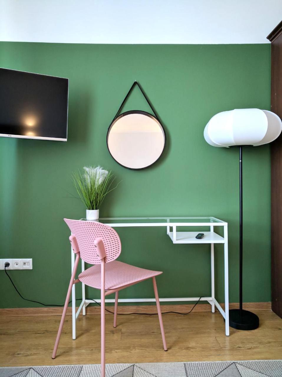 Best One Room Apartments Mukacheve Exterior photo