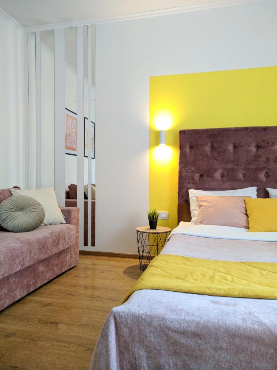 Best One Room Apartments Mukacheve Exterior photo